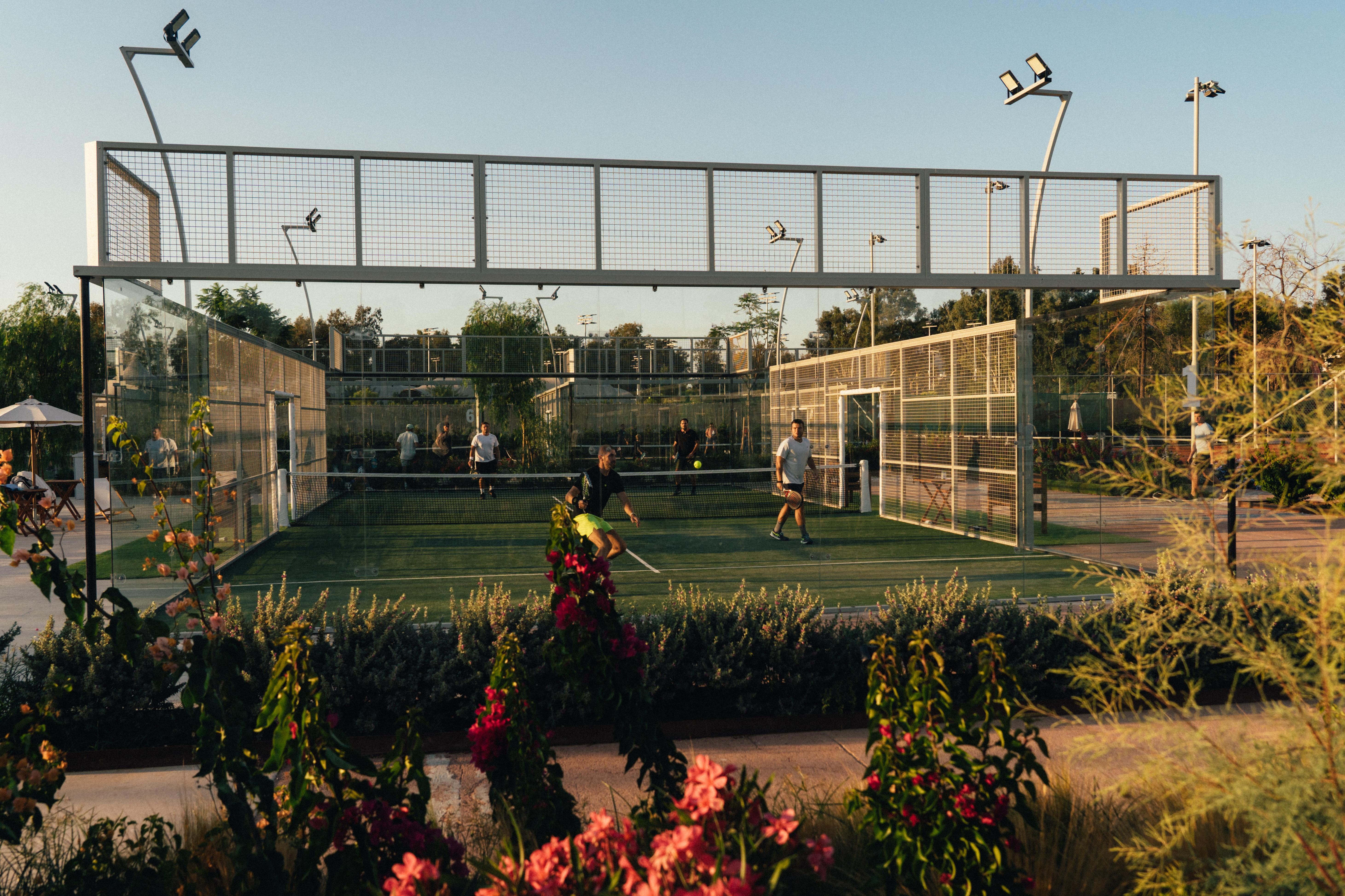 Have Pàdel Will Travel – Racquet